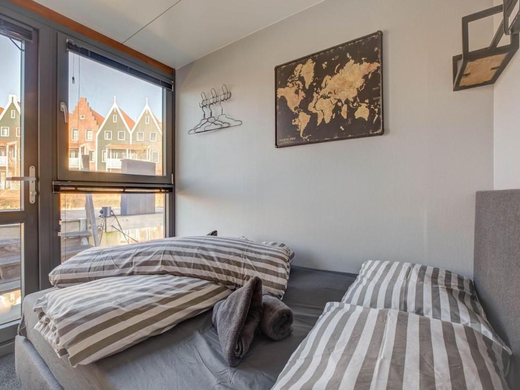 Modern Houseboat In Marina Of Volendam Hotel Ngoại thất bức ảnh